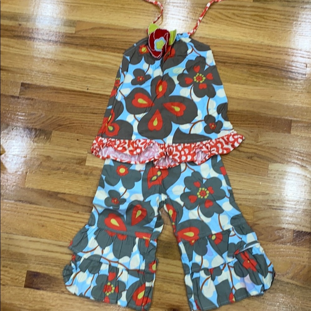 Adorable matching set for little girls